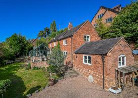 11, Hopstone, Claverley WV5 7BW