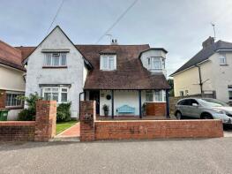 7, Terminus Avenue, Bexhill-on-sea TN39 3LS