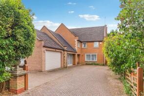 17, Northfield Green, Northampton NN6 8BJ
