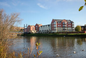 18, Waterside, Exeter EX2 8GU