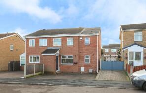 8, Milburn Grove, Sheffield S20 2QT