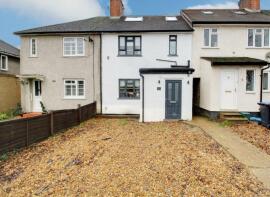 6, Cattlegate Road, Northaw, Potters Bar EN6 4DL