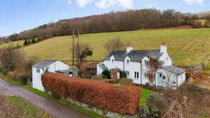 Ty Ffynnon, Cwm-du, Crickhowell NP8 1RU