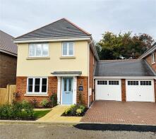 10, Castlefield, Preston SG4 7AZ