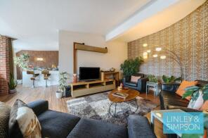 Flat 38, Merchants House, North Street, Sheepscar, Leeds LS2 7PN