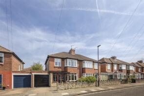 34, Hunters Road, Gosforth, Newcastle Upon Tyne NE3 1SE