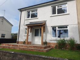 2 Brynglas, Heol Y Gors, B4338 Gorsgoch, Llanybydder SA40 9TG