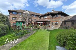 8, Winningales Court, Vienna Close, Clayhall, Ilford IG5 0PX