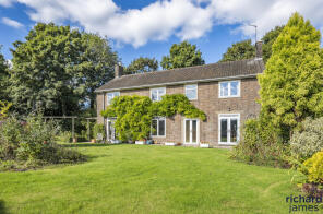 Glebe House, Swindon Road, Calne SN11 8SB