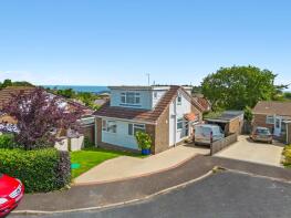 25, Hillhead Park, Brixham TQ5 0HG