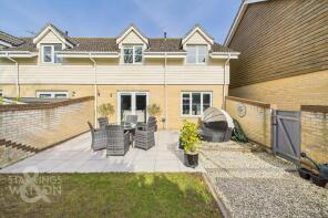 35, Hillside, Norwich NR14 6HZ