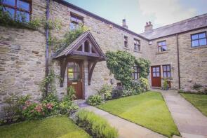 2, Bradley Court, Clitheroe BB7 3LY