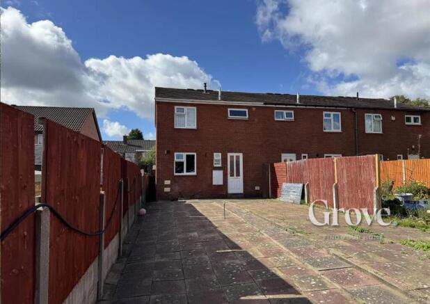 Halesowen Street Rowley Regis 2.jpg