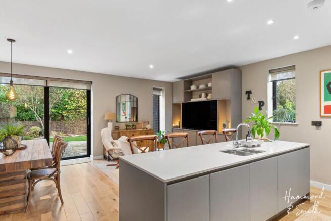 Open Plan Lounge / Kitchen / Diner