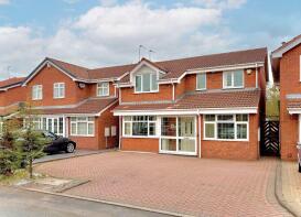 15, Kempsons Grove, Bilston WV14 9YD