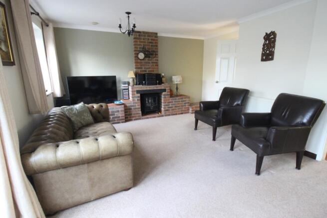 Lounge 1