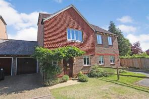 5, Wisteria Place, Horsham RH13 8GU