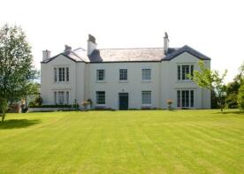 Nantyderry House, Nant-y-derry Road, Nantyderry, Abergavenny NP7 9DW