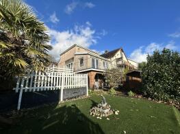 17a, Elgin Road, Pwll, Llanelli SA15 4AD