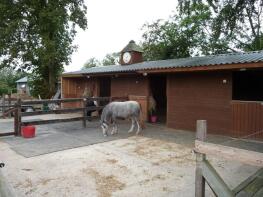 Threeways, Hasthorpe Road, Alford LN13 9NR