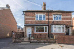 6, Farm Road, Henley-on-thames RG9 1EJ