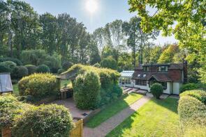 Margerywing Cottage, Standon Lane, Dorking RH5 5QZ