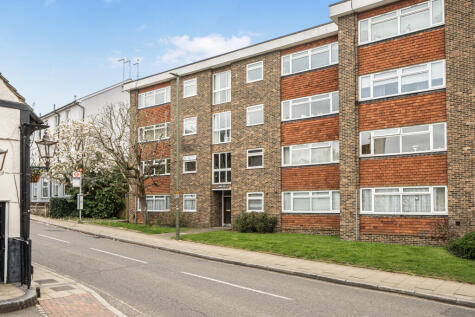 Bridge Street, Leatherhead, Surrey, KT22