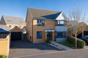6, Lomax Gardens, Bedford MK43 9RL