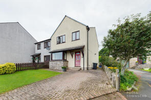 9, Stone Close, Barrow-in-furness LA13 0NU