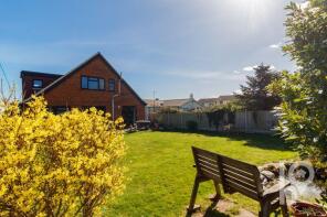 Seamist, Cliff View Gardens, Sheerness ME12 4NH