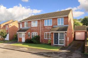 26, Lukes Lea, Tring HP23 4NH