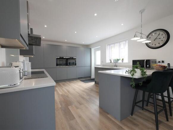 KITCHEN DINER2