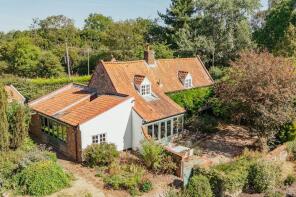 Palgrave Farm House, Reepham Road, Dereham NR20 5QG
