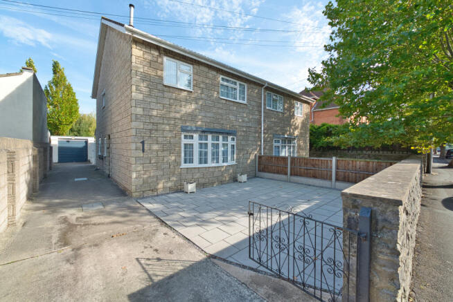 4 Bedroom Semi Detached for Sale