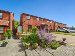 12, Springfields Close, Buckingham MK18 2AG