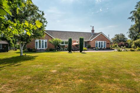 Hoxne Road, Weybread