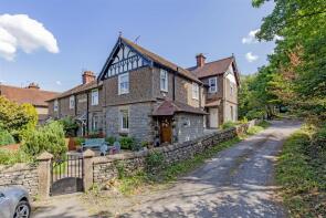 5, Cornbrook, The Dukes Drive, Bakewell DE45 1QQ