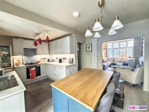 Kitchen diner