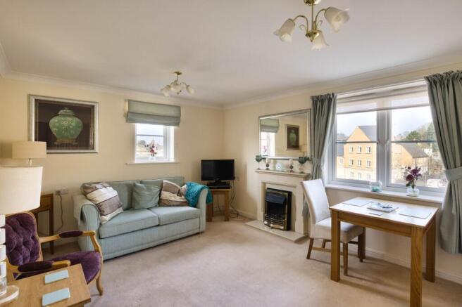 Living/Dining Area