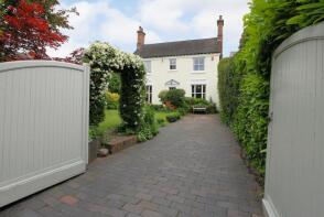 25, Farlands Road, Stourbridge DY8 2DD