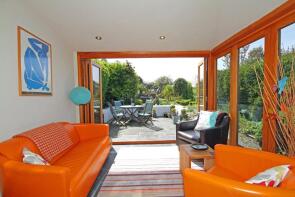 Cornerway, The Square, Ivybridge PL21 0NT