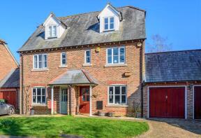 4, Wisteria Place, Horsham RH13 8GU