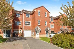 49, Meadowbrook Court, Leeds LS27 0LG