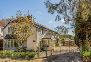 Malt Barn House, Southbrook Road, Chichester PO18 8DN