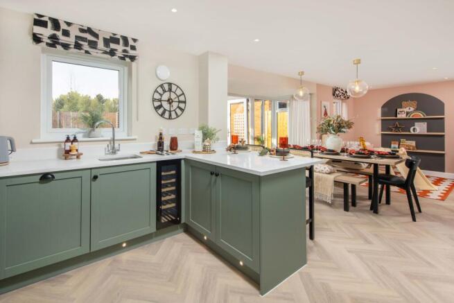LYNFORD KITCHEN DINER