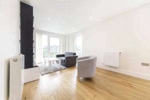 Flat 11, 70 Sherrans House, Grove Park, London NW9 0FE