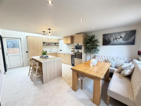 Dining Kitchen