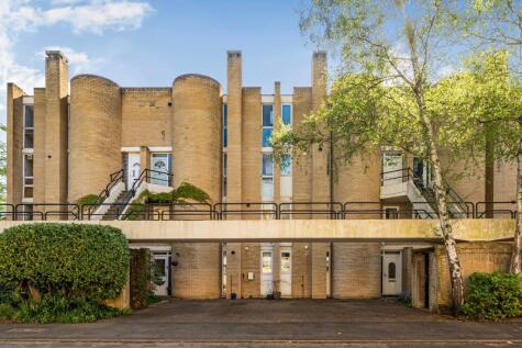 Apex Close, Beckenham, BR3
