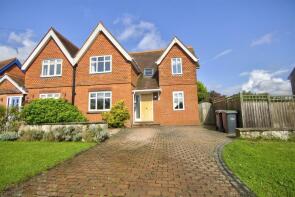6, New Cottages, Upper Green Road, Shipbourne, Tonbridge TN11 9PN
