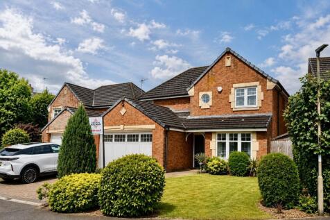 Kingfisher Way, Glossop, SK13